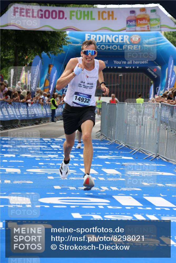 29.06.2025 - hella hamburg halbmarathon Strokosch-Dieckow http://msf.ph/oto/8298021 29.06.2025 10:17:52 Ziel 14932, 15166 meine-sportfotos.de