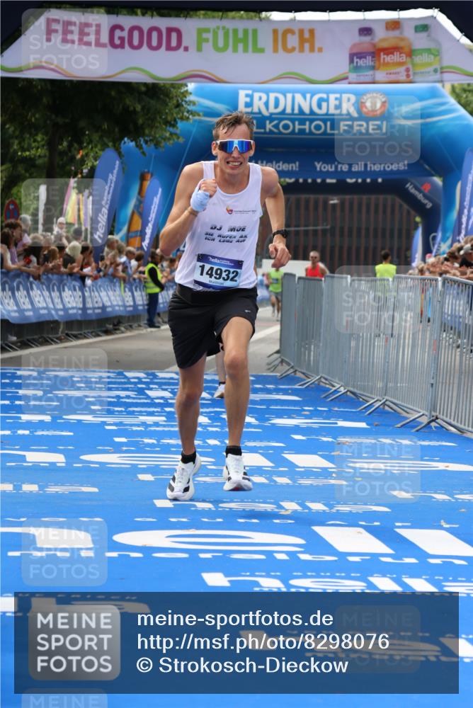 29.06.2025 - hella hamburg halbmarathon Strokosch-Dieckow http://msf.ph/oto/8298076 29.06.2025 10:17:52 Ziel 14932, 15166 meine-sportfotos.de