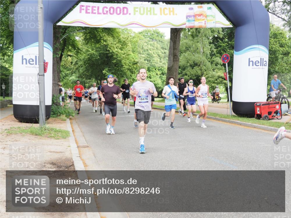 29.06.2025 - hella hamburg halbmarathon MichiJ http://msf.ph/oto/8298246 29.06.2025 10:34:26 Zwischen KM18-KM19 1070, 6532, 8564, 8668, 10208, 10211, 11125, 12277, 13630, 16127, 16475, 17332, 18211, 18476 meine-sportfotos.de