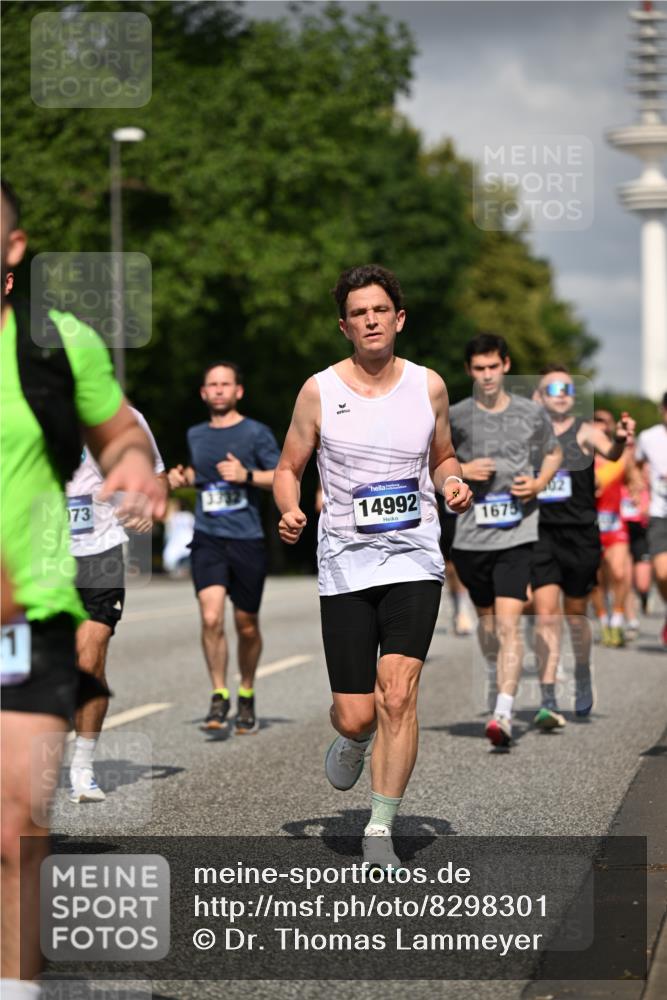 29.06.2025 - hella hamburg halbmarathon Dr. Thomas Lammeyer http://msf.ph/oto/8298301 29.06.2025 09:53:49 Kennedybrücke 1615, 1675, 1688, 1803, 1882, 2415, 2568, 2675, 2826, 3332, 3530, 4398, 4528, 4823, 5409, 5436, 5745, 5791, 5803, 6458, 6529, 6649, 7774, 8450, 8629, 9017, 9116, 9294, 9302, 9365, 9711, 9979, 10218, 10894, 10922, 11379 meine-sportfotos.de