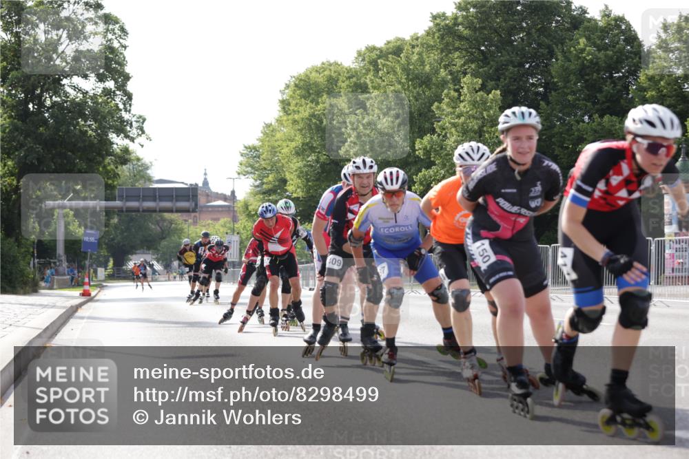 29.06.2025 - hella hamburg halbmarathon Jannik Wohlers http://msf.ph/oto/8298499 29.06.2025 08:55:03 Lombardsbrücke  meine-sportfotos.de