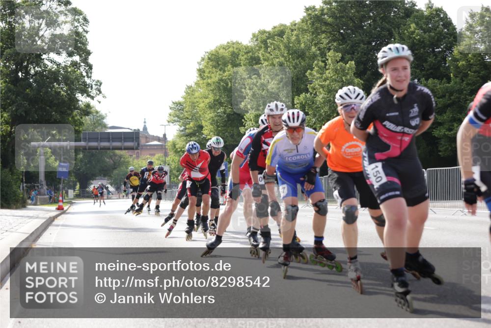 29.06.2025 - hella hamburg halbmarathon Jannik Wohlers http://msf.ph/oto/8298542 29.06.2025 08:55:03 Lombardsbrücke  meine-sportfotos.de