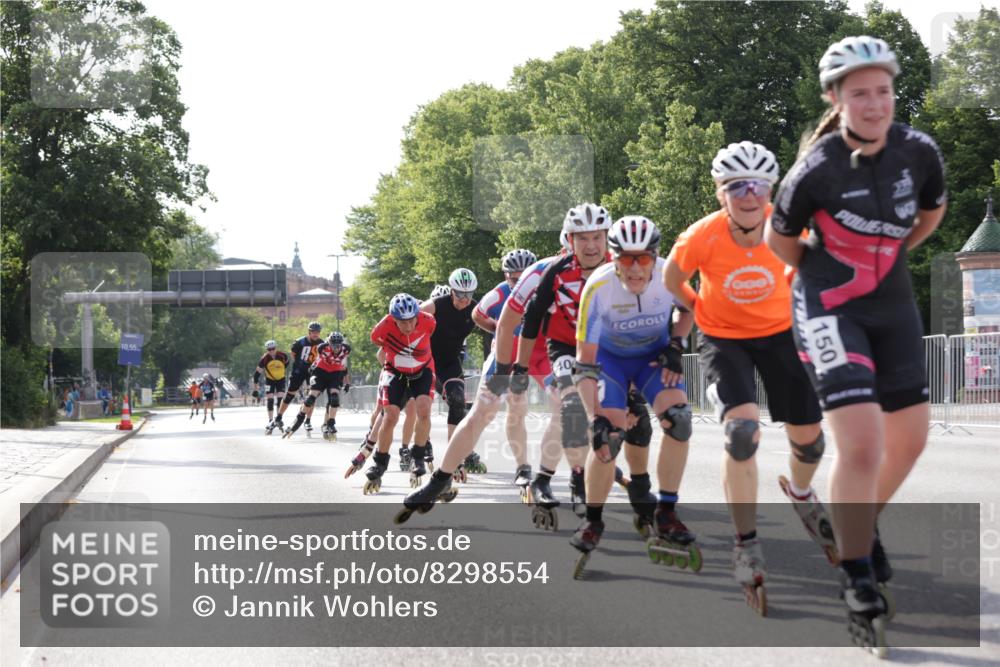 29.06.2025 - hella hamburg halbmarathon Jannik Wohlers http://msf.ph/oto/8298554 29.06.2025 08:55:03 Lombardsbrücke  meine-sportfotos.de