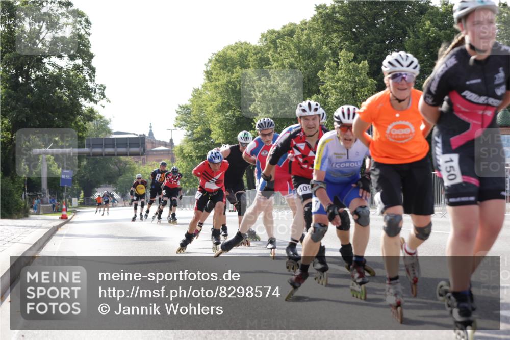29.06.2025 - hella hamburg halbmarathon Jannik Wohlers http://msf.ph/oto/8298574 29.06.2025 08:55:03 Lombardsbrücke  meine-sportfotos.de