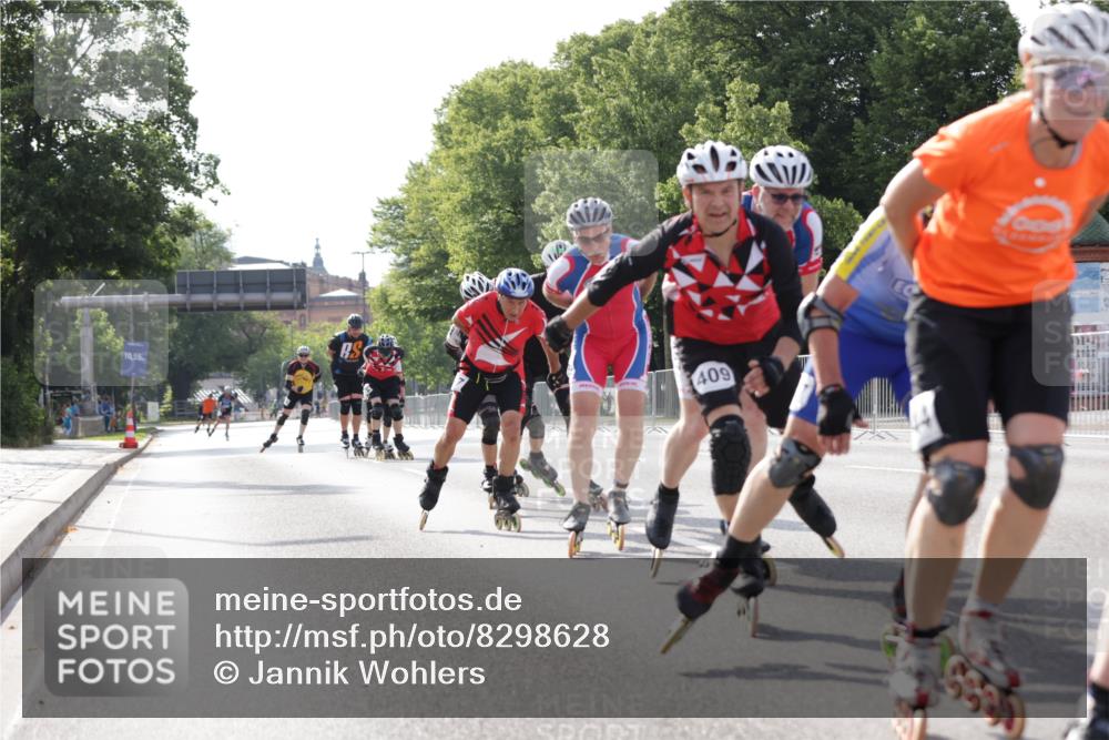 29.06.2025 - hella hamburg halbmarathon Jannik Wohlers http://msf.ph/oto/8298628 29.06.2025 08:55:04 Lombardsbrücke  meine-sportfotos.de