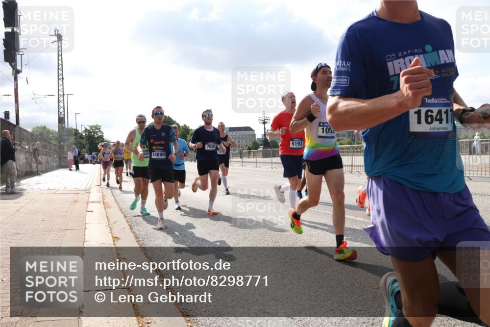 29.06.2025 - hella hamburg halbmarathon Lena Gebhardt http://msf.ph/oto/8298771 29.06.2025 09:46:55 Lombardsbrücke 29, 14899, 7080, 7, 16411, 5193, 1055, 1053, 1344, 1396, 1411, 1577, 1889, 2243, 2563, 3005, 3790, 3935, 4477, 4944, 5048, 5152, 5193, 5660, 6032, 6305, 6683, 7080, 7466, 7622, 7628, 7831, 7867, 8312, 8323, 9376, 9519, 10298, 10477, 10771, 10927, 10929, 11055, 11230, 11304, 11370, 11661, 11898, 12204, 12447, 12899, 12987, 13148, 13199, 13493, 13494, 13729, 13771, 13961, 13991, 14069, 14310, 14385, 15902, 16243, 16811, 16957 meine-sportfotos.de