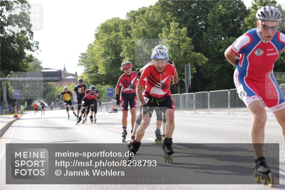 29.06.2025 - hella hamburg halbmarathon Jannik Wohlers http://msf.ph/oto/8298793 29.06.2025 08:55:04 Lombardsbrücke  meine-sportfotos.de