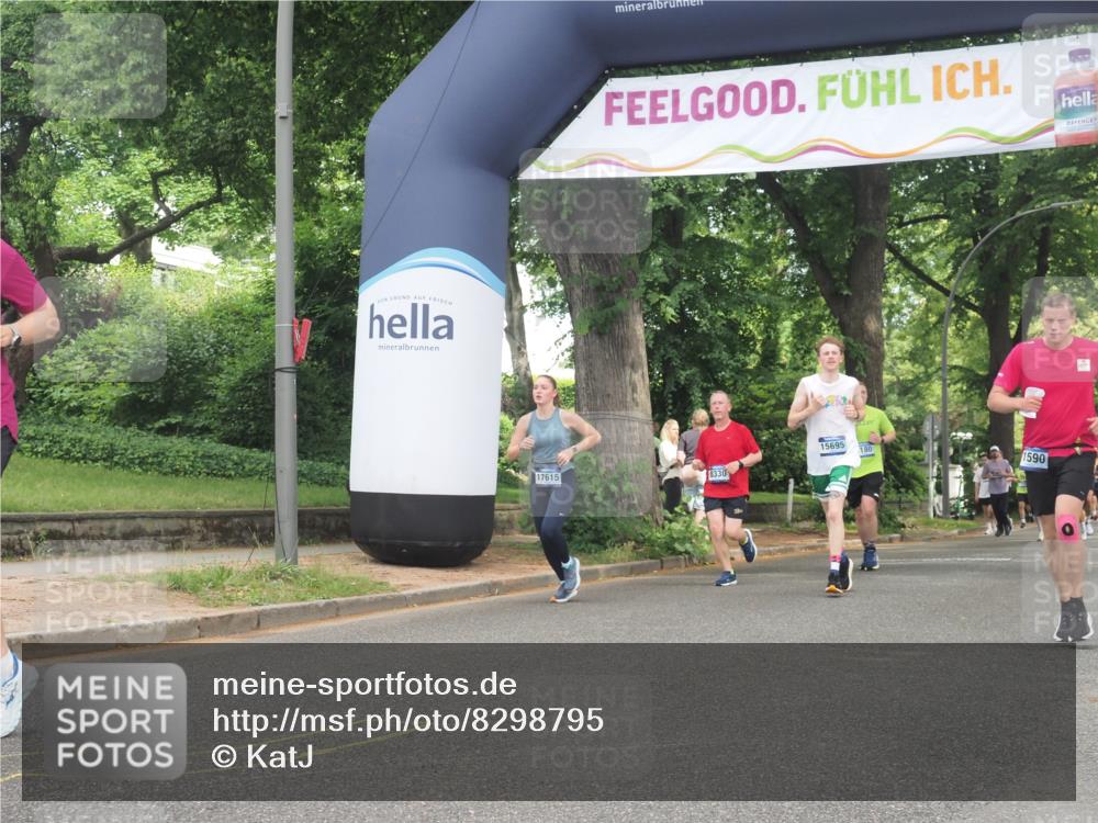 29.06.2025 - hella hamburg halbmarathon KatJ http://msf.ph/oto/8298795 29.06.2025 10:43:08 Zwischen KM18-KM19 6759, 6924 meine-sportfotos.de