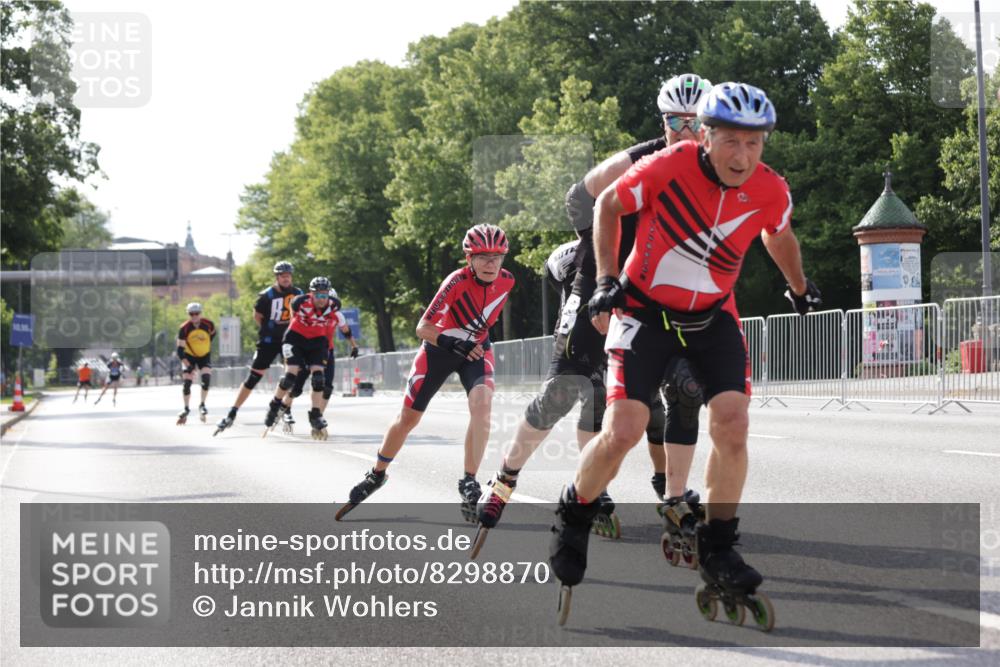 29.06.2025 - hella hamburg halbmarathon Jannik Wohlers http://msf.ph/oto/8298870 29.06.2025 08:55:05 Lombardsbrücke  meine-sportfotos.de