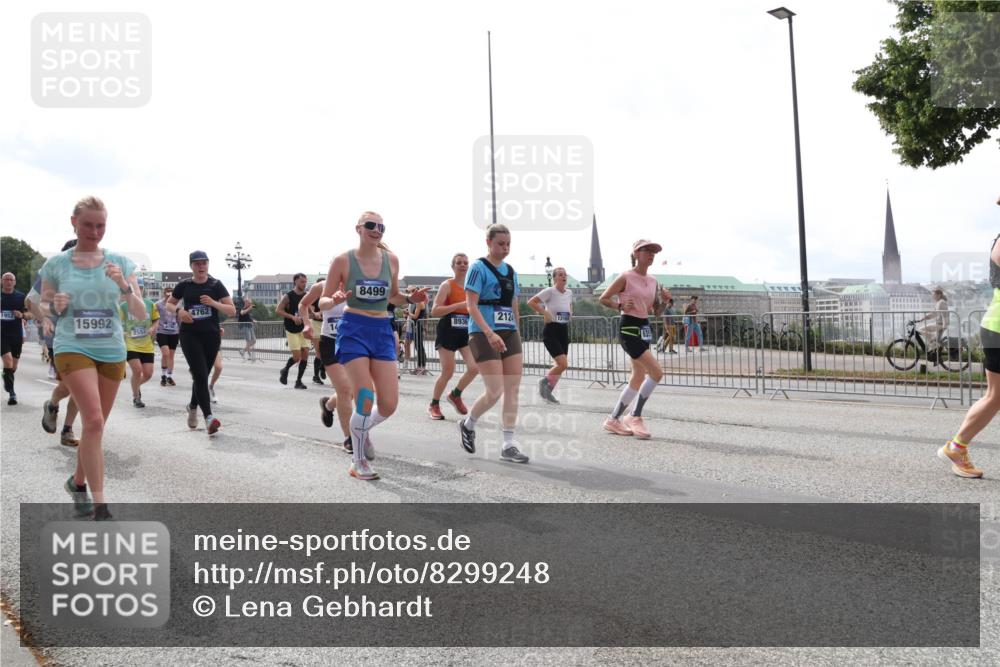 29.06.2025 - hella hamburg halbmarathon Lena Gebhardt http://msf.ph/oto/8299248 29.06.2025 10:36:56 Lombardsbrücke 1952, 4762, 15992, 6100, 2552, 8499, 212, 8936, 1118, 1253, 1339, 1488, 1490, 1597, 1948, 1952, 1954, 2031, 2072, 2104, 2124, 2272, 2480, 2552, 2588, 3127, 3165, 3428, 3714, 3873, 3895, 4084, 4347, 4618, 4733, 4762, 4996, 5224, 5538, 5640, 5786, 5789, 6156, 6172, 6190, 6359, 6584, 6804, 7202, 7632, 7707, 7773, 8007, 8257, 8258, 8315, 8499, 8758, 8936, 8937, 8945, 9054, 9055, 9295, 9500, 9694, 13265, 15077, 17156, 17807, 18152, 18488 meine-sportfotos.de