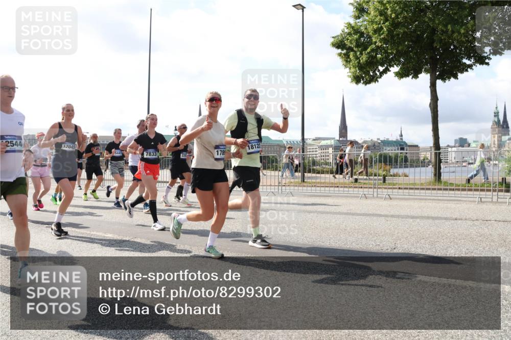29.06.2025 - hella hamburg halbmarathon Lena Gebhardt http://msf.ph/oto/8299302 29.06.2025 09:59:27 Lombardsbrücke 2544, 17045, 5441, 18122, 7833, 228, 1789, 1319, 1334, 1366, 1506, 1595, 1642, 1715, 1719, 1955, 1972, 2282, 2391, 2432, 2630, 2741, 2911, 3037, 3112, 3279, 3668, 3715, 4426, 4467, 4837, 4839, 5299, 5391, 5420, 5457, 5458, 5465, 5492, 5866, 6390, 6399, 6414, 6415, 6416, 7033, 7037, 7129, 7130, 7232, 7395, 7833, 7864, 8330, 8509, 8520, 8542, 8652, 8772, 8798, 8846, 8929, 9142, 9488, 9884, 9903, 9907, 9922, 9984, 10020, 10031, 10266, 11039, 11568, 11844 meine-sportfotos.de