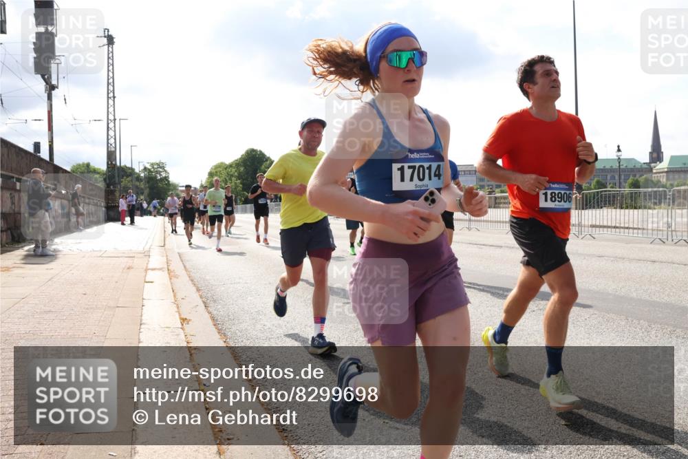 29.06.2025 - hella hamburg halbmarathon Lena Gebhardt http://msf.ph/oto/8299698 29.06.2025 09:46:59 Lombardsbrücke 17014, 18906, 1053, 1344, 1396, 1411, 1577, 1889, 1959, 2243, 2563, 2836, 3005, 3790, 3935, 4477, 4944, 5048, 5152, 5193, 5660, 6032, 6305, 6683, 7080, 7466, 7622, 7628, 7831, 7867, 8312, 8323, 9376, 9519, 10477, 10771, 10927, 11055, 11304, 11370, 11661, 11898, 12204, 12447, 12899, 13148, 13199, 13493, 13494, 13729, 13771, 13961, 13972, 13991, 14069, 14310, 14385, 15902, 16243, 16811, 16957 meine-sportfotos.de