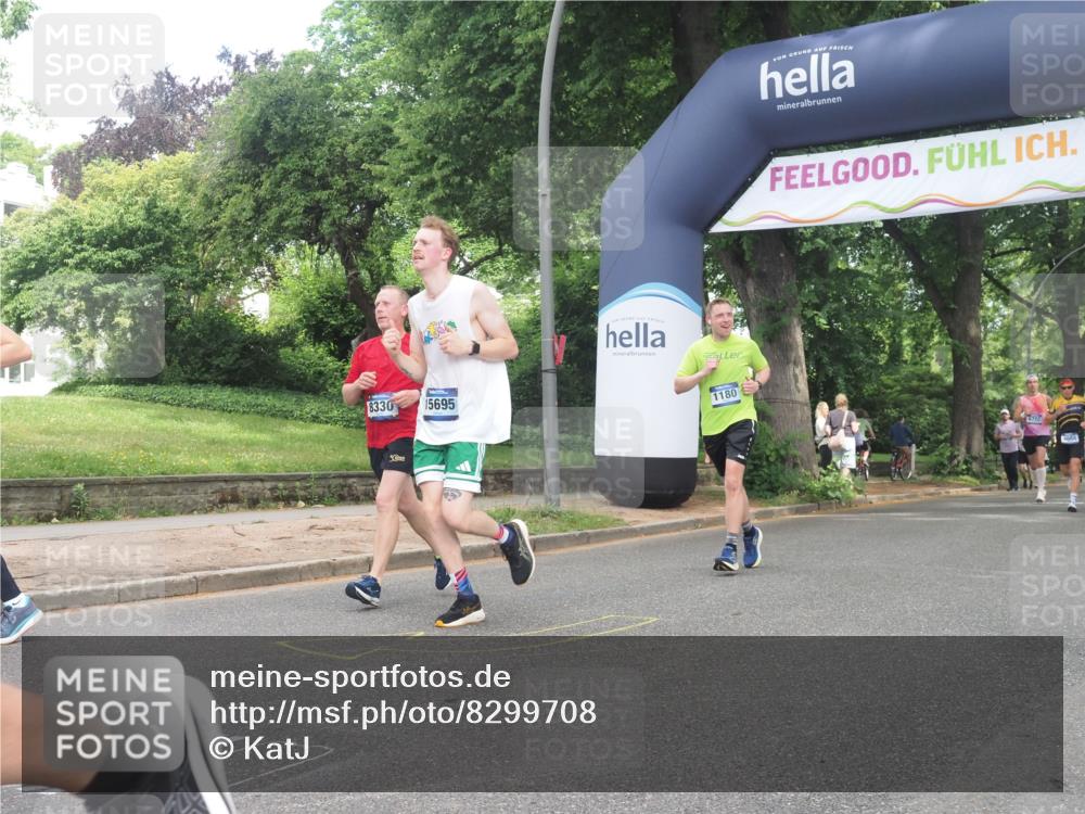 29.06.2025 - hella hamburg halbmarathon KatJ http://msf.ph/oto/8299708 29.06.2025 10:43:11 Zwischen KM18-KM19 1180, 8330 meine-sportfotos.de