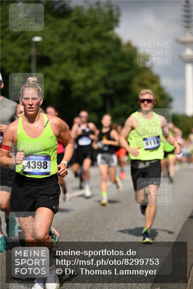 29.06.2025 - hella hamburg halbmarathon Dr. Thomas Lammeyer http://msf.ph/oto/8299753 29.06.2025 09:54:00 Kennedybrücke 1209, 1358, 1675, 1688, 1697, 1882, 2568, 2675, 2826, 3332, 3626, 4205, 4229, 4380, 4398, 4823, 5409, 5508, 5745, 6458, 6529, 6649, 6686, 6687, 7026, 7774, 8450, 8958, 9017, 9116, 9302, 9365, 10218, 10783, 10922, 11281, 11305, 11379 meine-sportfotos.de