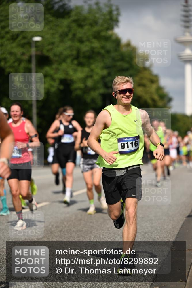 29.06.2025 - hella hamburg halbmarathon Dr. Thomas Lammeyer http://msf.ph/oto/8299892 29.06.2025 09:54:01 Kennedybrücke 1209, 1358, 1675, 1688, 1697, 1882, 2568, 2675, 2826, 3332, 3626, 4205, 4229, 4380, 4398, 4823, 5409, 5508, 5745, 6458, 6529, 6649, 6686, 6687, 7026, 8450, 8958, 9017, 9116, 9302, 9365, 10218, 10783, 10922, 11281, 11305, 11379 meine-sportfotos.de