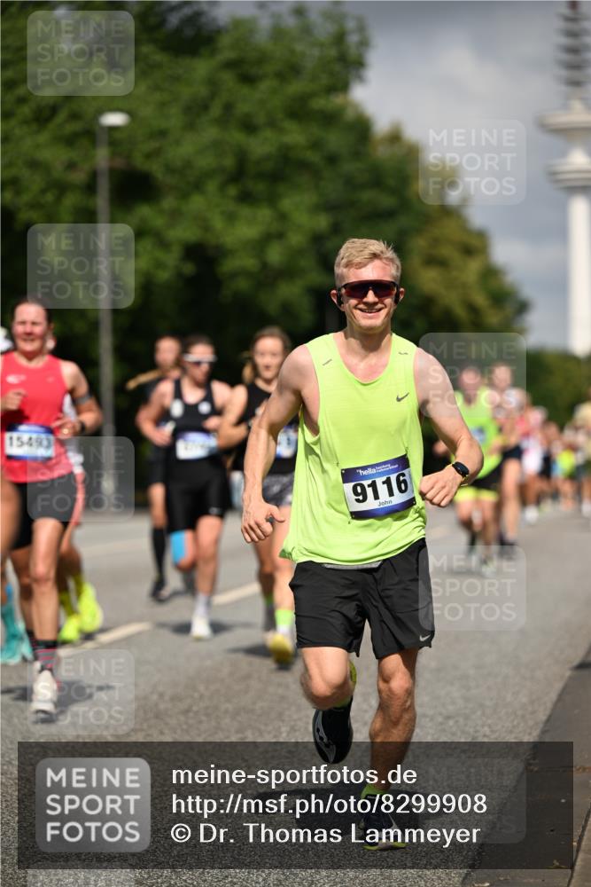 29.06.2025 - hella hamburg halbmarathon Dr. Thomas Lammeyer http://msf.ph/oto/8299908 29.06.2025 09:54:01 Kennedybrücke 1209, 1358, 1675, 1688, 1697, 1882, 2568, 2675, 2826, 3332, 3626, 4205, 4229, 4380, 4398, 4823, 5409, 5508, 5745, 6458, 6529, 6649, 6686, 6687, 7026, 8450, 8958, 9017, 9116, 9302, 9365, 10218, 10783, 10922, 11281, 11305, 11379 meine-sportfotos.de