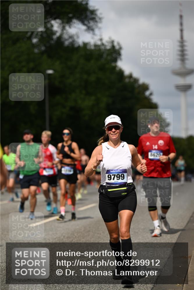 29.06.2025 - hella hamburg halbmarathon Dr. Thomas Lammeyer http://msf.ph/oto/8299912 29.06.2025 10:37:52 Kennedybrücke 1189, 1275, 1896, 2342, 2526, 2776, 3264, 3340, 3345, 3812, 3848, 4361, 4433, 4449, 4807, 4826, 5075, 5141, 5557, 5561, 5584, 5821, 5822, 5887, 6364, 6515, 6516, 6956, 7027, 7308, 7309, 7633, 7653, 7982, 8157, 8349, 8375, 8377, 8383, 8401, 8620, 9234, 9258, 9438, 9706, 9799, 9995, 10048, 10800, 11092, 11111, 11229, 11237, 11260 meine-sportfotos.de