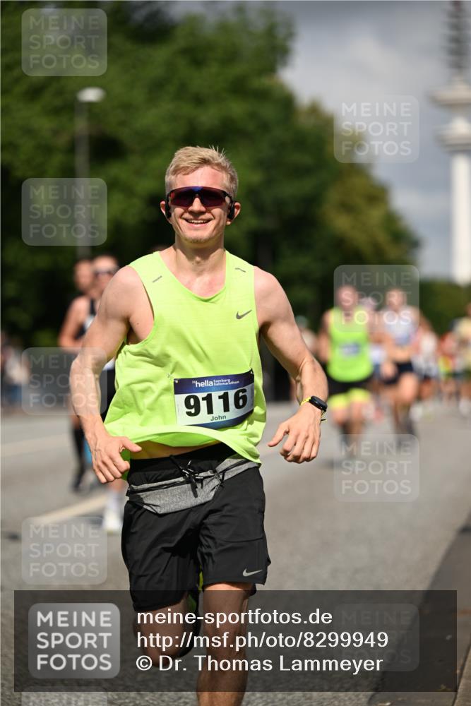29.06.2025 - hella hamburg halbmarathon Dr. Thomas Lammeyer http://msf.ph/oto/8299949 29.06.2025 09:54:02 Kennedybrücke 1209, 1358, 1675, 1688, 1697, 1882, 2568, 2675, 2826, 3332, 3626, 4205, 4229, 4380, 4398, 4823, 5409, 5472, 5508, 5745, 6458, 6529, 6649, 6686, 6687, 7026, 8450, 8958, 9017, 9116, 9302, 9365, 10218, 10783, 10922, 11281, 11284, 11305, 11379 meine-sportfotos.de