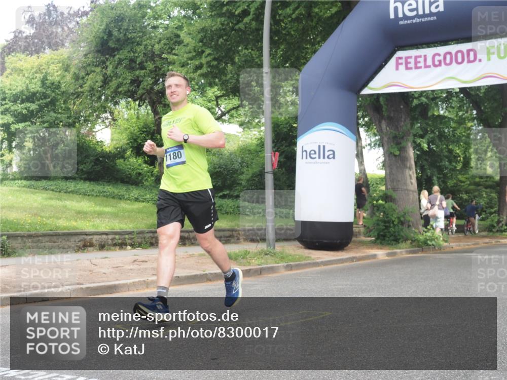 29.06.2025 - hella hamburg halbmarathon KatJ http://msf.ph/oto/8300017 29.06.2025 10:43:12 Zwischen KM18-KM19 1180, 4868, 8330 meine-sportfotos.de