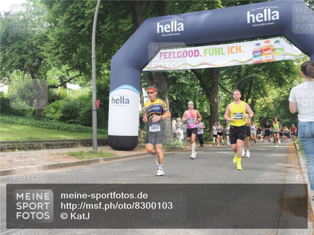 29.06.2025 - hella hamburg halbmarathon KatJ http://msf.ph/oto/8300103 29.06.2025 10:43:14 Zwischen KM18-KM19 1180, 4868, 6591, 6720, 8330 meine-sportfotos.de