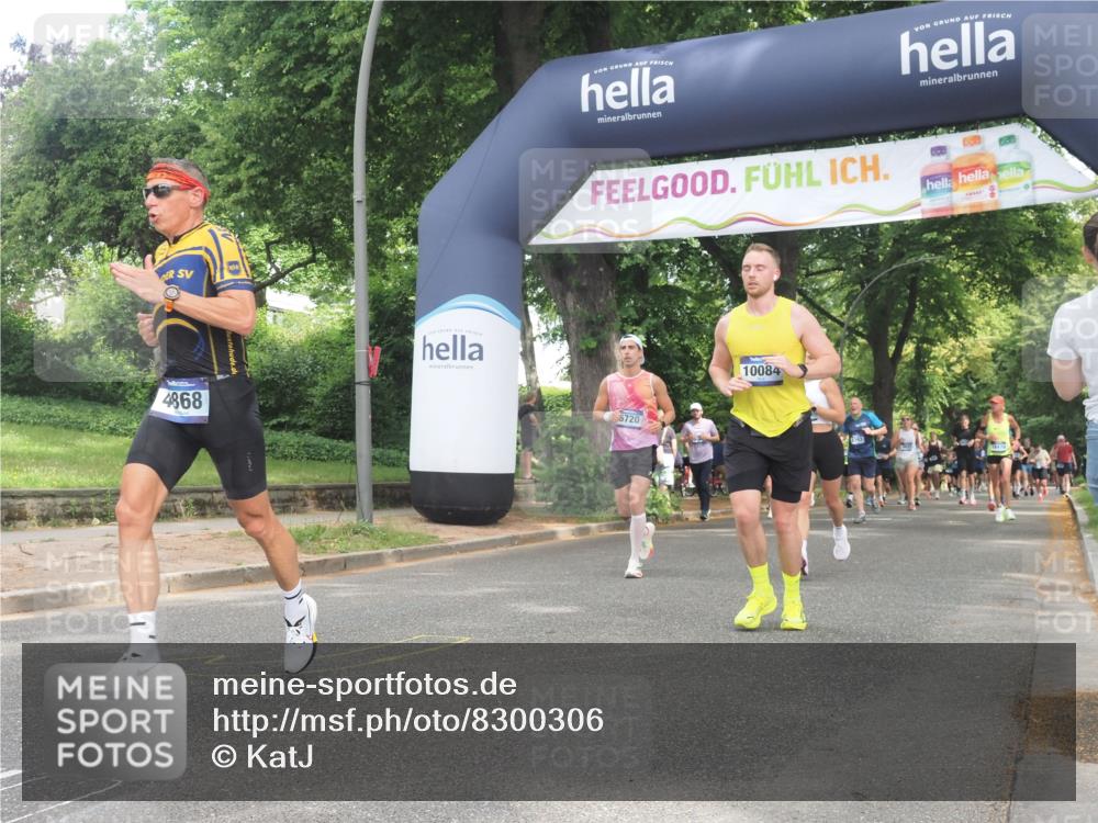 29.06.2025 - hella hamburg halbmarathon KatJ http://msf.ph/oto/8300306 29.06.2025 10:43:15 Zwischen KM18-KM19 1180, 4868, 6591, 6720, 8330 meine-sportfotos.de