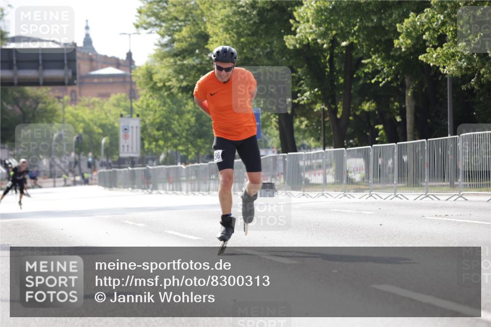 29.06.2025 - hella hamburg halbmarathon Jannik Wohlers http://msf.ph/oto/8300313 29.06.2025 08:55:15 Lombardsbrücke  meine-sportfotos.de