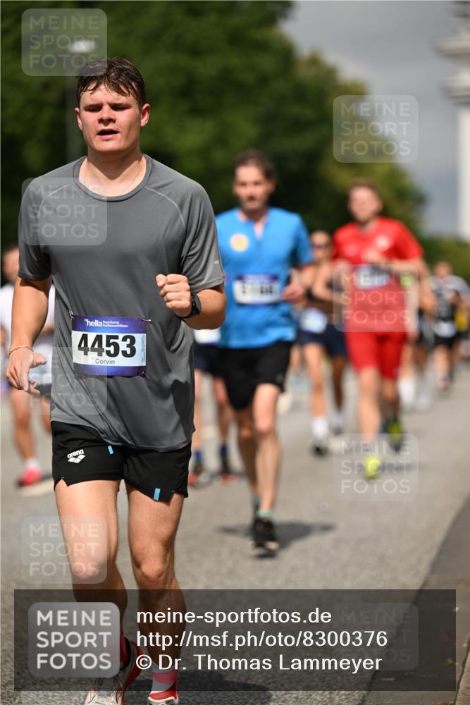 29.06.2025 - hella hamburg halbmarathon Dr. Thomas Lammeyer http://msf.ph/oto/8300376 29.06.2025 10:16:21 Kennedybrücke 1249, 1610, 1785, 1850, 1851, 2963, 2964, 3182, 3248, 3262, 3363, 4453, 4499, 5150, 5166, 5176, 6822, 6871, 7014, 7907, 8206, 8207, 8917, 8971, 9253, 9428, 10067, 10402, 10685, 11025 meine-sportfotos.de
