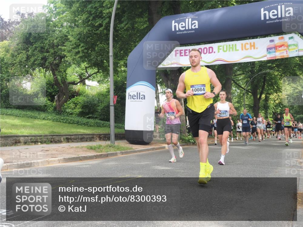 29.06.2025 - hella hamburg halbmarathon KatJ http://msf.ph/oto/8300393 29.06.2025 10:43:15 Zwischen KM18-KM19 1180, 4868, 6591, 6720, 8330 meine-sportfotos.de