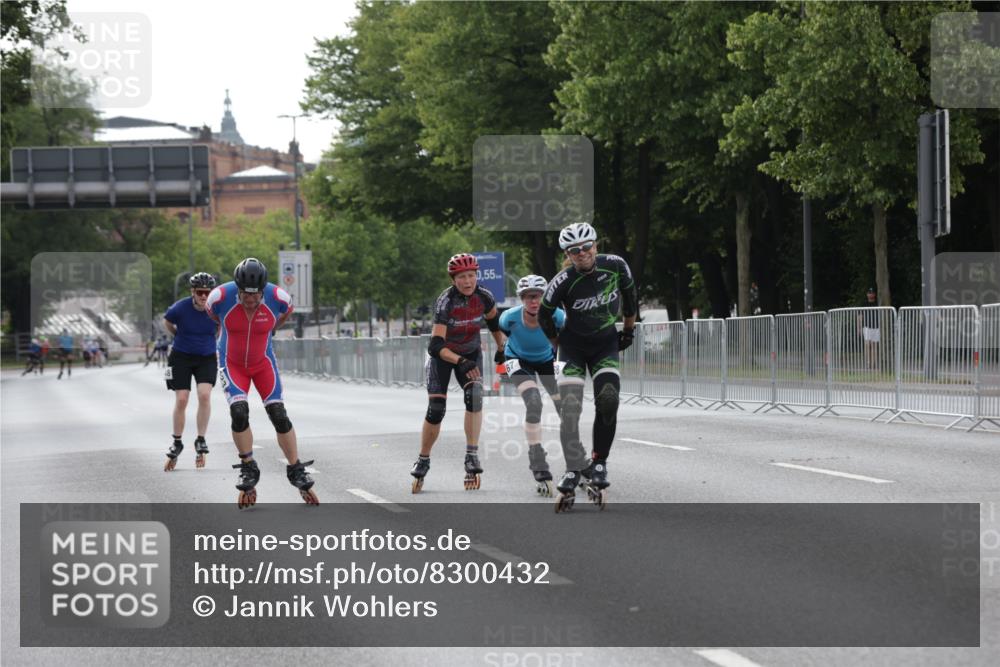 29.06.2025 - hella hamburg halbmarathon Jannik Wohlers http://msf.ph/oto/8300432 29.06.2025 08:56:28 Lombardsbrücke  meine-sportfotos.de