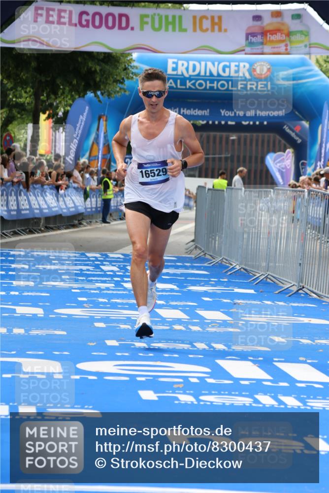 29.06.2025 - hella hamburg halbmarathon Strokosch-Dieckow http://msf.ph/oto/8300437 29.06.2025 10:16:58 Ziel 4116, 16529 meine-sportfotos.de