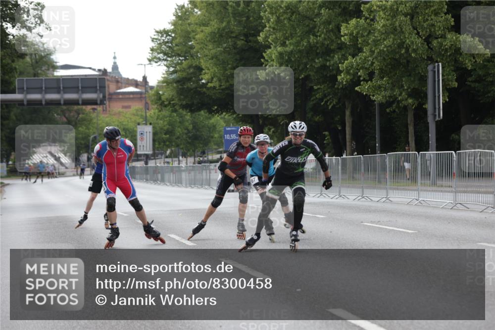 29.06.2025 - hella hamburg halbmarathon Jannik Wohlers http://msf.ph/oto/8300458 29.06.2025 08:56:28 Lombardsbrücke  meine-sportfotos.de