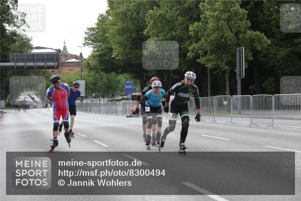 29.06.2025 - hella hamburg halbmarathon Jannik Wohlers http://msf.ph/oto/8300494 29.06.2025 08:56:28 Lombardsbrücke  meine-sportfotos.de
