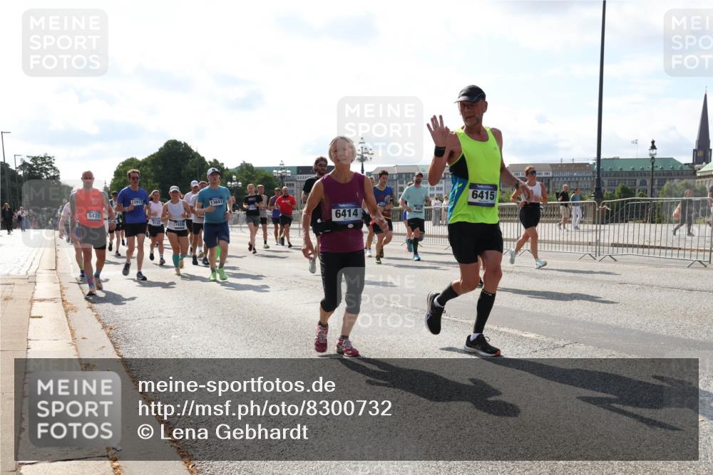 29.06.2025 - hella hamburg halbmarathon Lena Gebhardt http://msf.ph/oto/8300732 29.06.2025 09:59:35 Lombardsbrücke 5420, 32912, 9142, 1820, 13841, 6414, 6415, 1319, 1334, 1366, 1506, 1595, 1642, 1834, 1955, 2282, 2391, 2432, 2630, 2741, 2911, 3112, 3279, 3668, 3715, 3836, 4426, 4467, 4837, 4839, 5015, 5134, 5277, 5299, 5420, 5457, 5458, 5465, 5492, 5866, 6202, 6390, 6414, 6415, 6416, 7033, 7037, 7129, 7130, 7395, 7833, 7864, 8330, 8509, 8520, 8542, 8652, 8772, 8846, 8929, 9142, 9488, 9884, 9903, 9907, 9922, 9984, 10020, 10031, 10266, 11039, 11568, 11844 meine-sportfotos.de