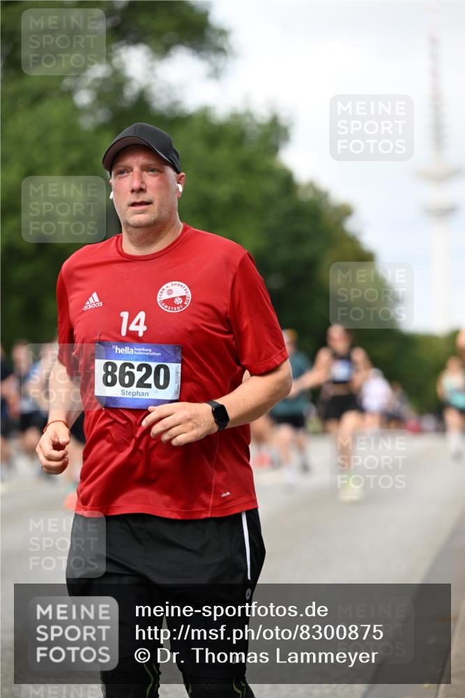 29.06.2025 - hella hamburg halbmarathon Dr. Thomas Lammeyer http://msf.ph/oto/8300875 29.06.2025 10:37:57 Kennedybrücke 1189, 1275, 1896, 2526, 2776, 3264, 3340, 3345, 3848, 4361, 4433, 4449, 4807, 4824, 4826, 5075, 5141, 5557, 5561, 5584, 5821, 5822, 5887, 6364, 6515, 6516, 6956, 7027, 7565, 7633, 7653, 7982, 8157, 8277, 8349, 8375, 8377, 8383, 8401, 8620, 9234, 9258, 9438, 9706, 9799, 9875, 9995, 10048, 10800, 11092, 11111, 11229, 11237, 11260 meine-sportfotos.de