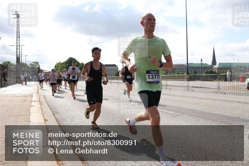 29.06.2025 - hella hamburg halbmarathon Lena Gebhardt http://msf.ph/oto/8300991 29.06.2025 09:47:02 Lombardsbrücke 13771, 88888, 1053, 1396, 1407, 1411, 1577, 1959, 2243, 2563, 2836, 3005, 3790, 3935, 4740, 4944, 5048, 5152, 5193, 5660, 6032, 6305, 6473, 6683, 6915, 7080, 7466, 7622, 7628, 7831, 7867, 8312, 8323, 9376, 9508, 9519, 10477, 10771, 10927, 11055, 11304, 11370, 11661, 11898, 12204, 12447, 12899, 13148, 13199, 13493, 13494, 13729, 13771, 13972, 13991, 14069, 14310, 14385, 15902, 16811, 16957 meine-sportfotos.de