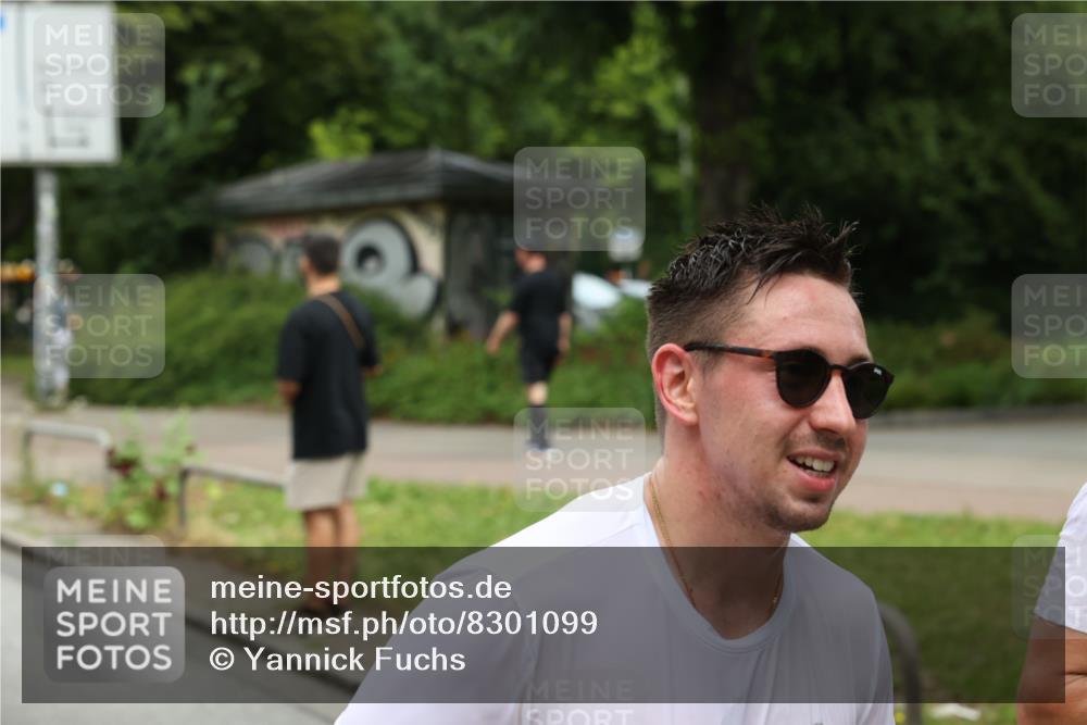 29.06.2025 - hella hamburg halbmarathon Yannick Fuchs http://msf.ph/oto/8301099 29.06.2025 10:49:52 20KM 1130, 1180, 1193, 2982, 3042, 3048, 3058, 3668, 4951, 5287, 5465, 5672, 6569, 6591, 6924, 7742, 8255, 8311, 8330, 8639, 8863, 9361, 9562, 11039, 11143, 11309, 11554, 11638, 12196, 12515, 13474, 14363, 14461, 15184, 15818, 15884, 16375, 16401, 16434, 16625, 16786, 17468, 17615, 17640, 17642, 18064, 18125, 18212, 18325, 18340, 18495, 18634, 18741, 18746, 18835, 19120, 19152 meine-sportfotos.de