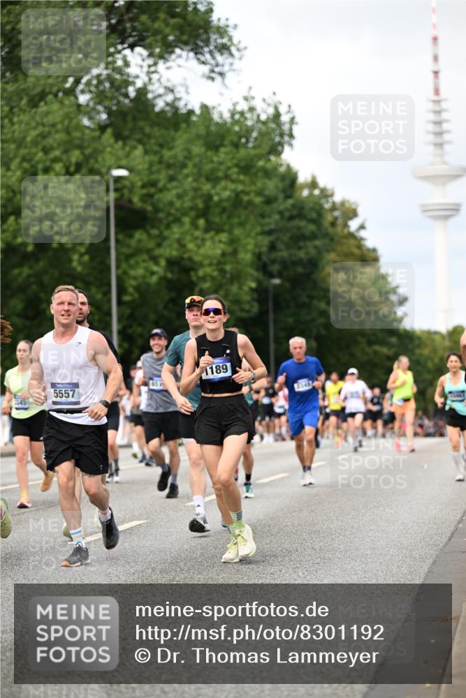 29.06.2025 - hella hamburg halbmarathon Dr. Thomas Lammeyer http://msf.ph/oto/8301192 29.06.2025 10:38:00 Kennedybrücke 1189, 1275, 1896, 2038, 2526, 2776, 2933, 3264, 3340, 3345, 3848, 4361, 4433, 4445, 4449, 4807, 4824, 4826, 5075, 5096, 5141, 5557, 5561, 5566, 5569, 5584, 5821, 5822, 5887, 6364, 6515, 6516, 6956, 7027, 7565, 7633, 7653, 7982, 8157, 8277, 8349, 8375, 8377, 8383, 8401, 8620, 9258, 9438, 9706, 9799, 9875, 9995, 10048, 10071, 10561, 10800, 11092, 11111, 11229, 11237, 11260 meine-sportfotos.de