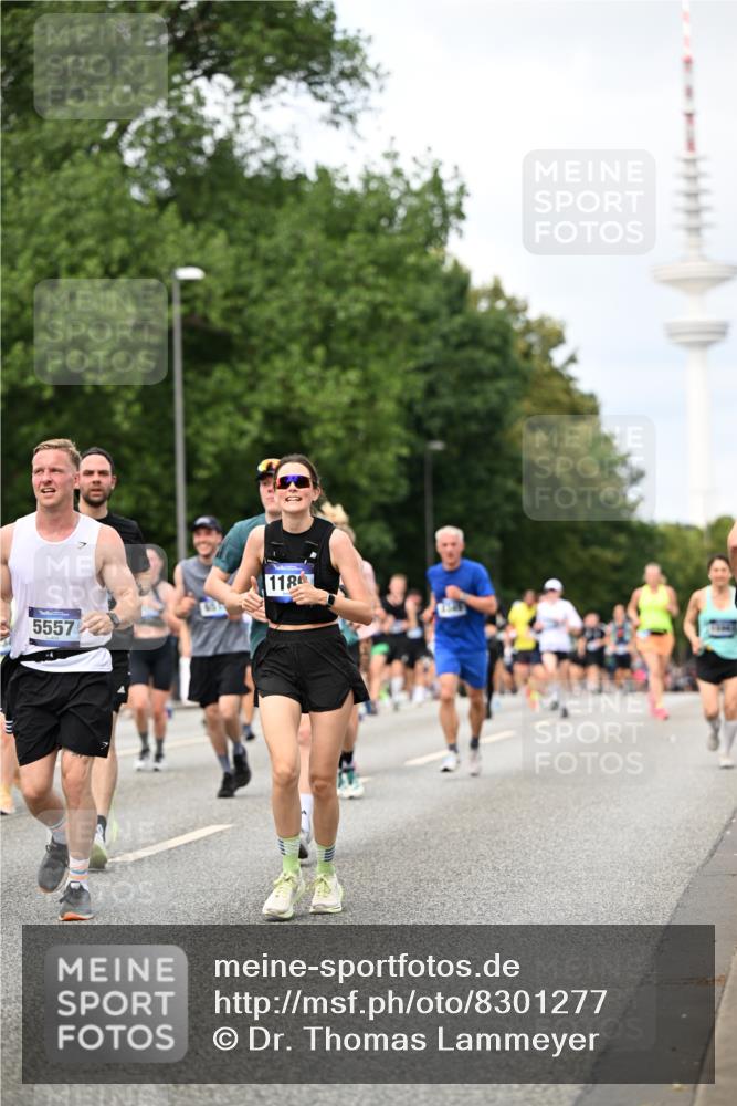 29.06.2025 - hella hamburg halbmarathon Dr. Thomas Lammeyer http://msf.ph/oto/8301277 29.06.2025 10:38:00 Kennedybrücke 1189, 1275, 1896, 2038, 2526, 2776, 2933, 3264, 3340, 3345, 3848, 4361, 4433, 4445, 4449, 4807, 4824, 4826, 5075, 5096, 5141, 5557, 5561, 5566, 5569, 5584, 5821, 5822, 5887, 6364, 6515, 6516, 6956, 7027, 7565, 7633, 7653, 7982, 8157, 8277, 8349, 8375, 8377, 8383, 8401, 8620, 9258, 9438, 9706, 9799, 9875, 9995, 10048, 10071, 10561, 10800, 11092, 11111, 11229, 11237, 11260 meine-sportfotos.de