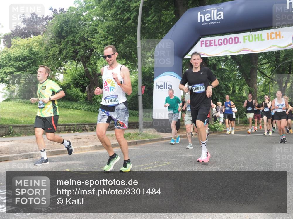 29.06.2025 - hella hamburg halbmarathon KatJ http://msf.ph/oto/8301484 29.06.2025 10:43:22 Zwischen KM18-KM19 3042, 4152, 5418, 6591, 7037, 8255, 8393 meine-sportfotos.de