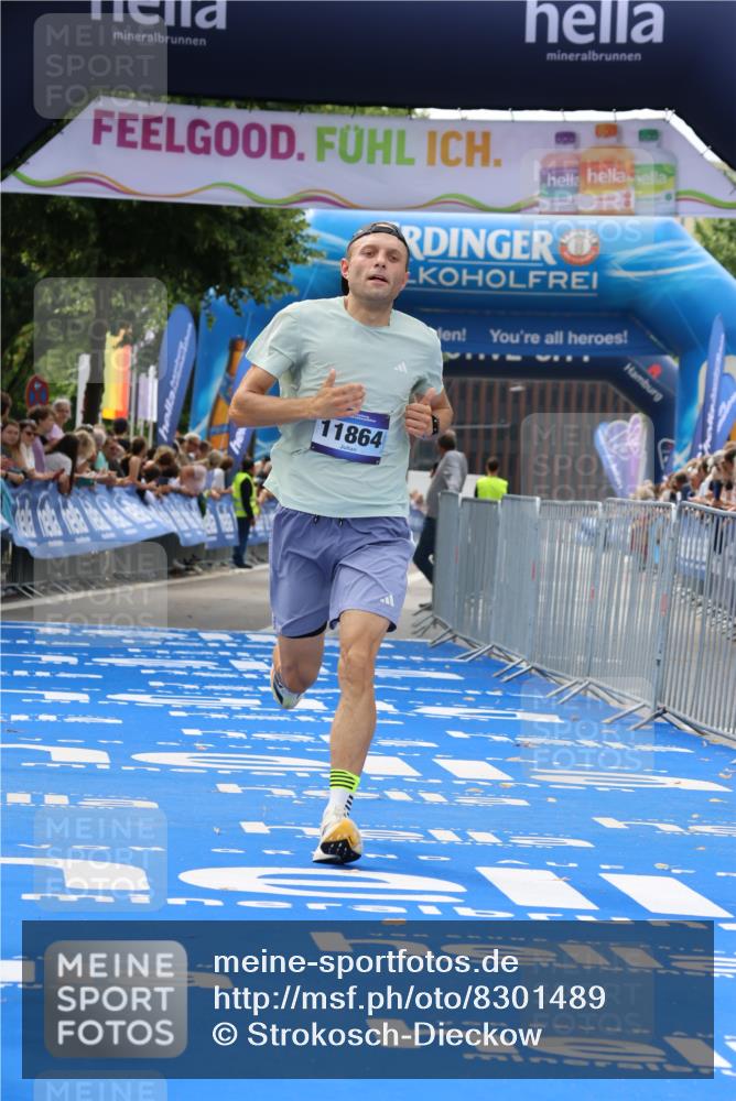 29.06.2025 - hella hamburg halbmarathon Strokosch-Dieckow http://msf.ph/oto/8301489 29.06.2025 10:16:36 Ziel 3944, 11864 meine-sportfotos.de