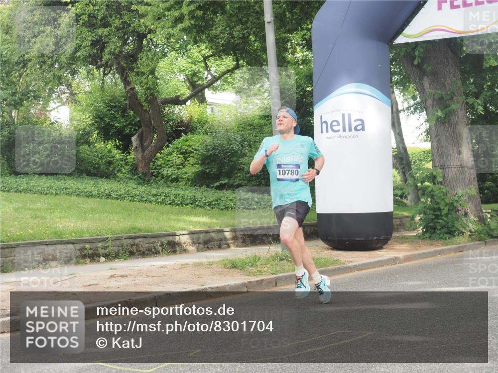 29.06.2025 - hella hamburg halbmarathon KatJ http://msf.ph/oto/8301704 29.06.2025 10:14:06 Zwischen KM18-KM19 7963 meine-sportfotos.de