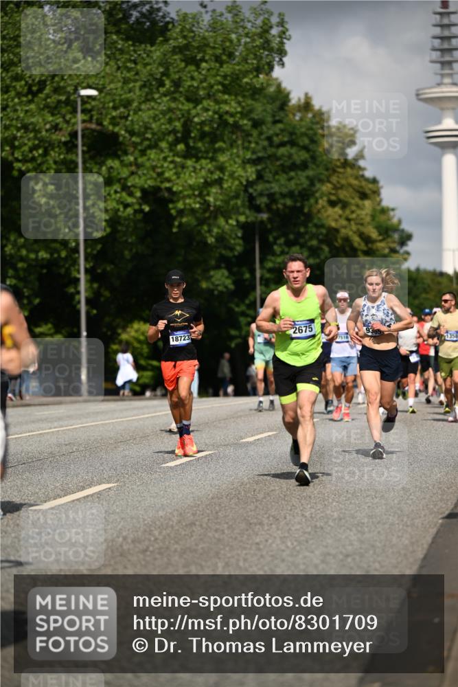 29.06.2025 - hella hamburg halbmarathon Dr. Thomas Lammeyer http://msf.ph/oto/8301709 29.06.2025 09:54:03 Kennedybrücke 1209, 1358, 1688, 1697, 1882, 2568, 2675, 2826, 3332, 3626, 4205, 4229, 4380, 4398, 4823, 5409, 5472, 5508, 5745, 6080, 6458, 6529, 6649, 6686, 6687, 7026, 7110, 8450, 8958, 9017, 9116, 9302, 9365, 10218, 10783, 10922, 11281, 11284, 11305, 11379 meine-sportfotos.de