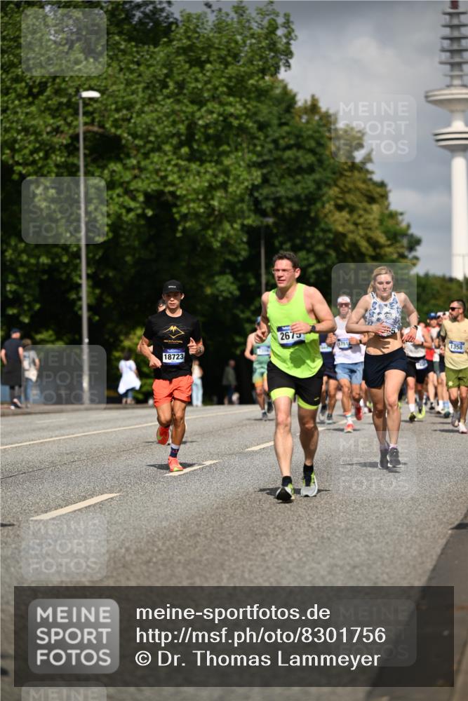 29.06.2025 - hella hamburg halbmarathon Dr. Thomas Lammeyer http://msf.ph/oto/8301756 29.06.2025 09:54:03 Kennedybrücke 1209, 1358, 1688, 1697, 1882, 2568, 2675, 2826, 3332, 3626, 4205, 4229, 4380, 4398, 4823, 5409, 5472, 5508, 5745, 6080, 6458, 6529, 6649, 6686, 6687, 7026, 7110, 8450, 8958, 9017, 9116, 9302, 9365, 10218, 10783, 10922, 11281, 11284, 11305, 11379 meine-sportfotos.de