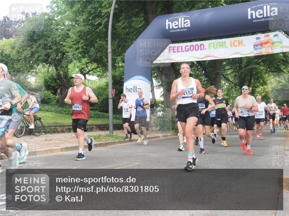 29.06.2025 - hella hamburg halbmarathon KatJ http://msf.ph/oto/8301805 29.06.2025 10:43:25 Zwischen KM18-KM19 1972, 2083, 2741, 2982, 2996, 3042, 4152, 4594, 4813, 5418, 7037, 8255 meine-sportfotos.de