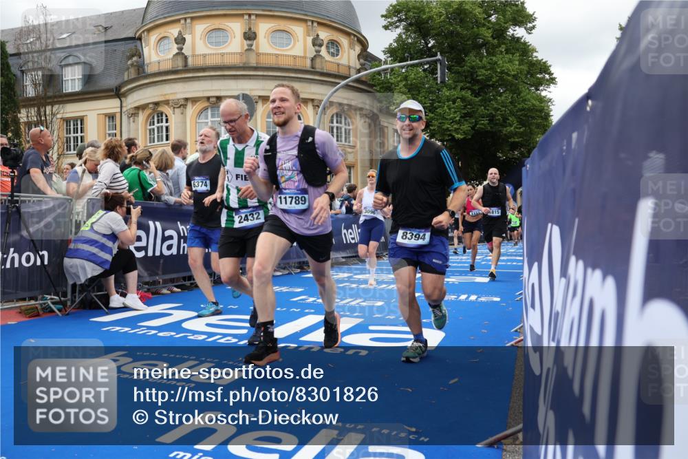 29.06.2025 - hella hamburg halbmarathon Strokosch-Dieckow http://msf.ph/oto/8301826 29.06.2025 10:54:01 Ziel 1151, 1410, 1815, 2432, 3096, 3208, 3209, 5638, 6294, 6356, 6374, 6481, 6581, 7918, 7973, 8390, 8394, 9032, 11499, 11789, 12379, 13032, 13397, 13869, 14175, 16477, 16871, 17348, 18308, 18879 meine-sportfotos.de