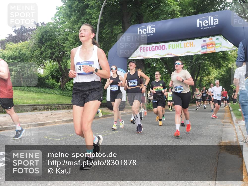 29.06.2025 - hella hamburg halbmarathon KatJ http://msf.ph/oto/8301878 29.06.2025 10:43:25 Zwischen KM18-KM19 1972, 2083, 2741, 2982, 2996, 3042, 4152, 4594, 4813, 5418, 7037, 8255 meine-sportfotos.de