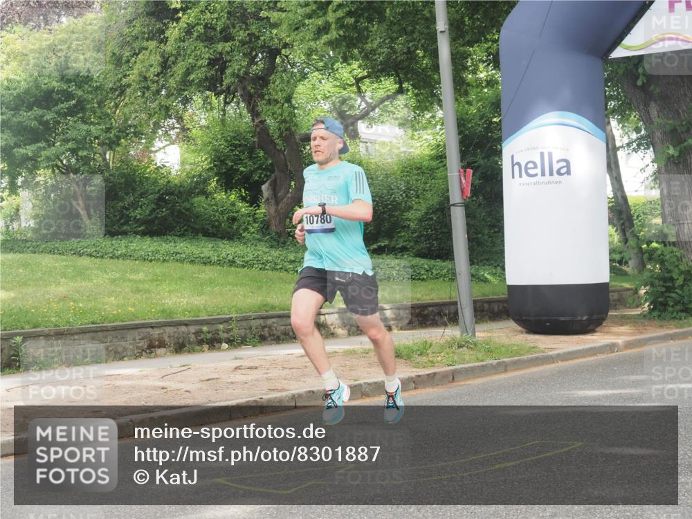 29.06.2025 - hella hamburg halbmarathon KatJ http://msf.ph/oto/8301887 29.06.2025 10:14:06 Zwischen KM18-KM19 7963 meine-sportfotos.de