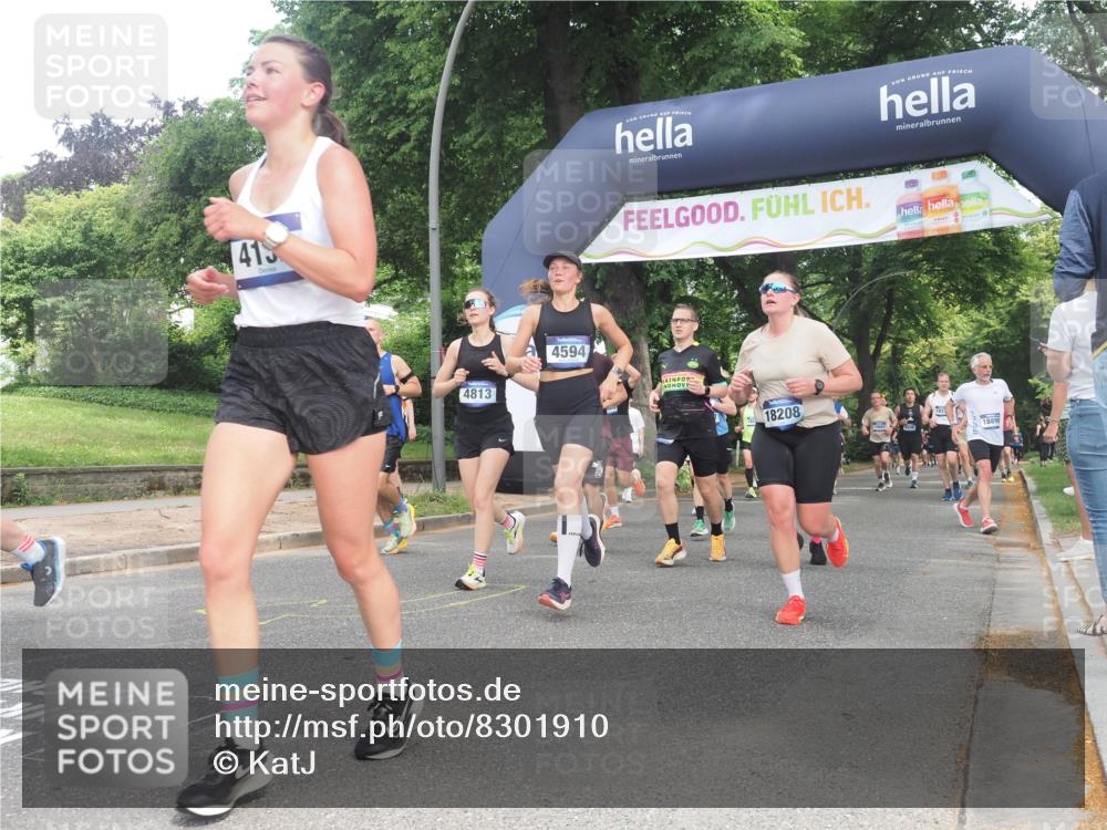 29.06.2025 - hella hamburg halbmarathon KatJ http://msf.ph/oto/8301910 29.06.2025 10:43:26 Zwischen KM18-KM19 1972, 2083, 2741, 2982, 2996, 3042, 4152, 4594, 4813, 5418, 7037, 8255 meine-sportfotos.de