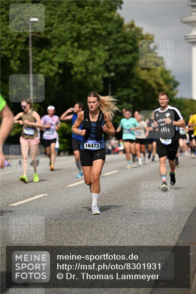 29.06.2025 - hella hamburg halbmarathon Dr. Thomas Lammeyer http://msf.ph/oto/8301931 29.06.2025 10:16:26 Kennedybrücke 1249, 1610, 1785, 1850, 1851, 2963, 2964, 3182, 3248, 3262, 3363, 4453, 5150, 5166, 5176, 6822, 6871, 7014, 7907, 8206, 8917, 8971, 9428, 10067, 10402, 10409, 10685, 11025 meine-sportfotos.de