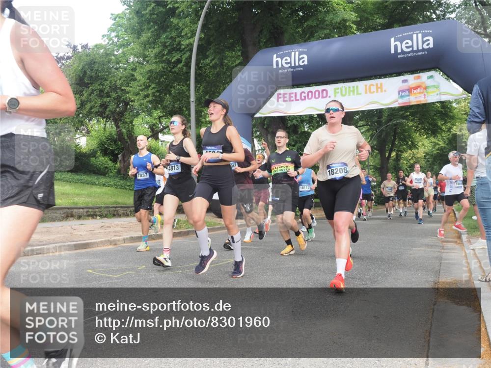 29.06.2025 - hella hamburg halbmarathon KatJ http://msf.ph/oto/8301960 29.06.2025 10:43:26 Zwischen KM18-KM19 1972, 2083, 2741, 2982, 2996, 3042, 4152, 4594, 4813, 5418, 7037, 8255 meine-sportfotos.de
